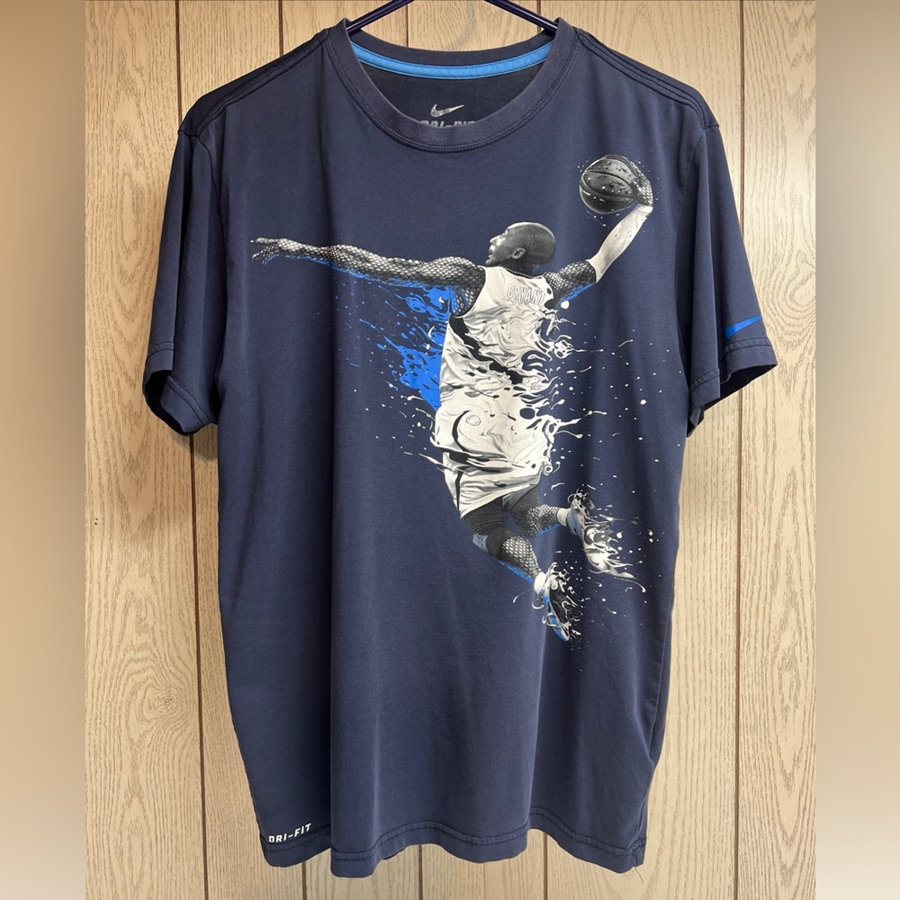 Vintage Nike Kobe Bryant Dri-Fit T-Shirt Adult Size Medium **VERY RARE**